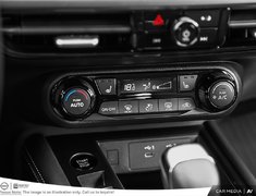 2025 Nissan Kicks SV AWD PREMIUM NISSAN CANADA CERTIFIED PRE OWNED