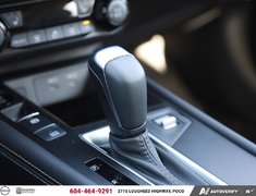 2025 Nissan Kicks SV AWD PREMIUM NISSAN CANADA CERTIFIED PRE OWNED