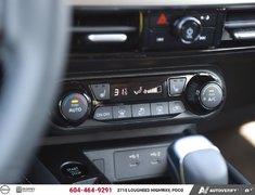 2025 Nissan Kicks SV AWD PREMIUM NISSAN CANADA CERTIFIED PRE OWNED