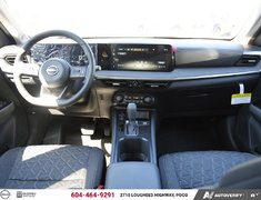 2025 Nissan Kicks SV AWD PREMIUM NISSAN CANADA CERTIFIED PRE OWNED