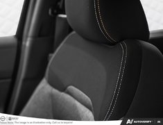 2025 Nissan Kicks SV AWD PREMIUM