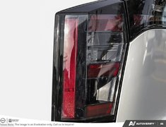 2025 Nissan Kicks SV AWD PREMIUM