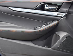 2023 Nissan Maxima SR