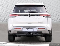 2025 Nissan Pathfinder Platinum 4WD