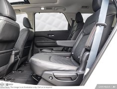 2025 Nissan Pathfinder Platinum 4WD