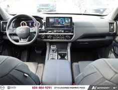 2026 Nissan Pathfinder Platinum Captains Chair