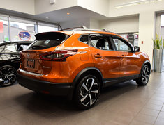 2023 Nissan Qashqai AWD,LEATHER, SUNROOF, BUILT-IN NAV, APPLE CARPLAY