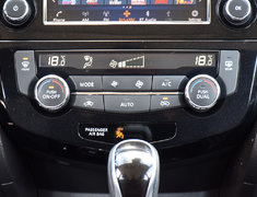 2023 Nissan Qashqai SV AWD NISSAN CERTIFIED PRE OWNED
