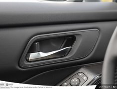 2026 Nissan Rogue SV Moonroof