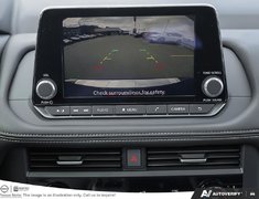 2026 Nissan Rogue SV Moonroof