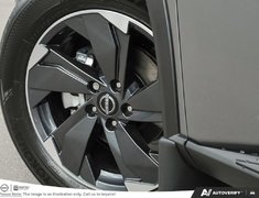 2026 Nissan Rogue SV Moonroof