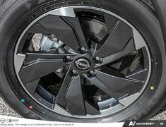 2026 Nissan Rogue SV Moonroof