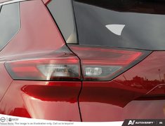 2026 Nissan Rogue SV Moonroof