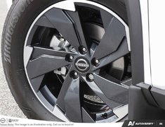 2026 Nissan Rogue SV Moonroof