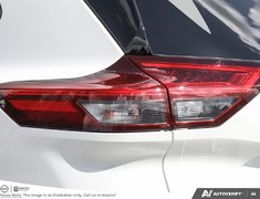 2026 Nissan Rogue AWD SV Dark Armor