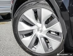 2024 Tesla Model Y Single Motor Standard Range