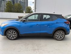 2021 Nissan Kicks SV CVT // 2.99% FINANCING