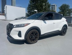 2023 Nissan Kicks SR CVT // NO ACCIDENTS