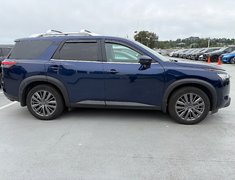 2022 Nissan Pathfinder SL PREMIUM