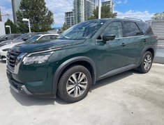 2023 Nissan Pathfinder SL AWD