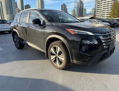 2024 Nissan Rogue SV MOONROOF // CERTIFIED