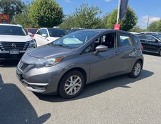 2017 Nissan Versa Note SV CVT // UTLRA LOW KMS!