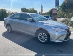 2016 Toyota Camry LE // AUTOMATIC