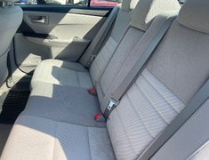 2016 Toyota Camry LE // AUTOMATIC