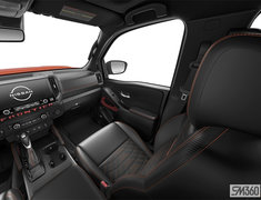 2025 Nissan Frontier Crew Cab Pro-4X Luxury
