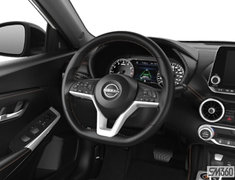 2025 Nissan Sentra SR CVT