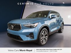 2024 Volvo XC40 Ultimate Bright Theme