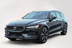 2023 Volvo V60 Cross Country B5 AWD Ultimate