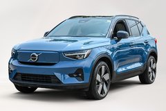 2023 Volvo XC40 Recharge TWIN Plus - Dark