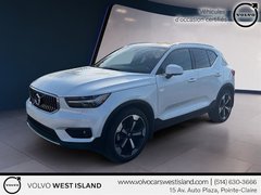 2022 Volvo XC40 T5 AWD Inscription