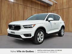 2021 Volvo XC40 Momentum