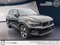 2021 Volvo XC40 T5 AWD Momentum