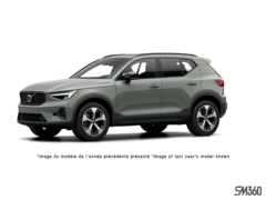 2025 Volvo XC40 B5 AWD Plus Dark Theme