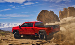 Le Chevrolet Silverado 3500 HD 2024 peut tirer 36 000 livres