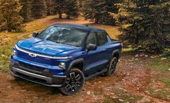 TOUT PREMIER CHEVROLET SILVERADO 100% ÉLECTRIQUE