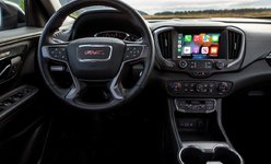 Le GMC Terrain 2022 redessiné et disponible en version AT4