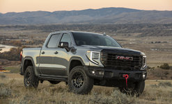 Comparing the 2024 GMC Sierra to the 2024 Toyota Tundra