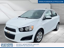 Chevrolet Sonic LS  2012