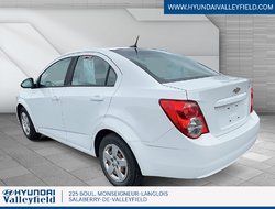 Chevrolet Sonic LS  2012