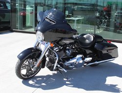 HARLEY DAVIDSON STREET GLIDE FLHX  2019