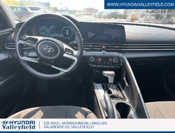 Hyundai Elantra Preferred TECH  2023