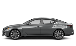 Nissan Altima  2024