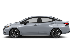 Nissan Versa  2025