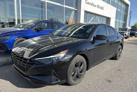 Hyundai Elantra PREFERED AUTOMATIQUE TOIT OUVRANT CAMÉRA CARPLAY 2023