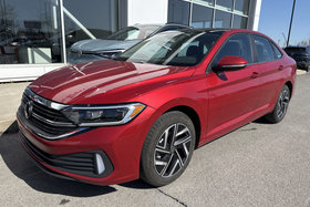 Volkswagen Jetta HIGHLINE CUIR TOIT PANO BEATS AUDIO CAMÉRA CARPLAY 2024