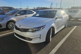 Kia Optima LX + BAS KM + BLUETOOTH + SIEGE CHAUFFANT ++ 2016